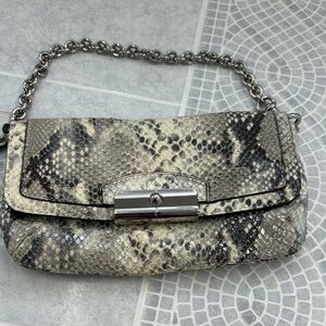 Snakeskin Pattern Chain Shoulder Bag
